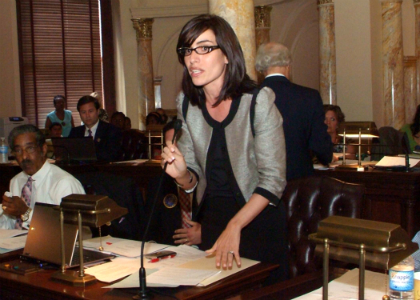 Senator Teresa Ruiz, D-Essex and Union, speaks on a point of personal privilege on the Senate floor.