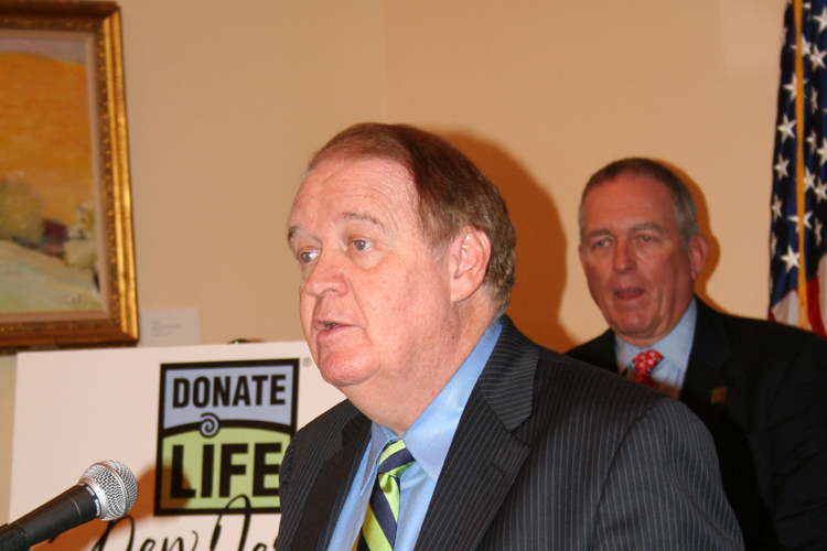 At a news conference in the Statehouse, Senate President Richard J. Codey, D-Essex, unveiled new, first-of-its-kind legislation designed to promote organ donation in New Jersey.